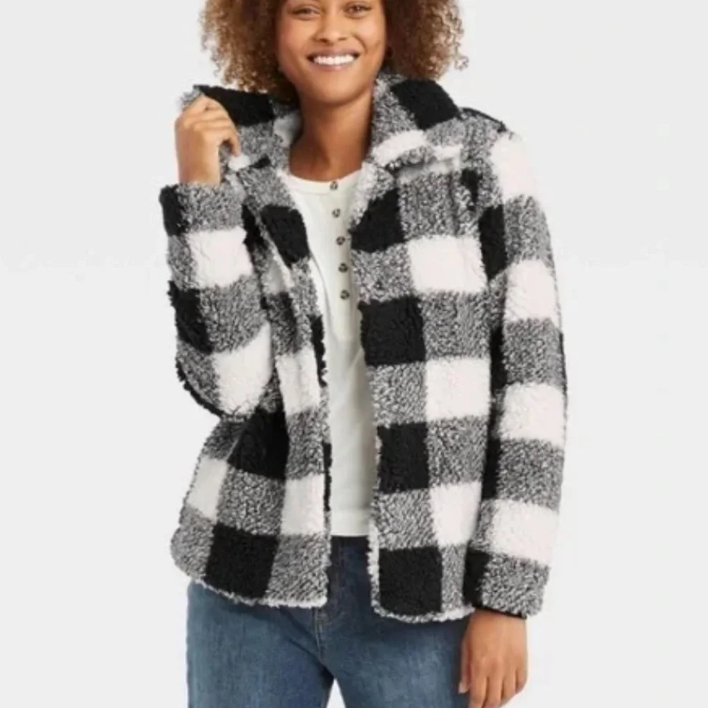 KNOX ROSE Sherpa Black and White Checkered Plaid Jacket Sz S